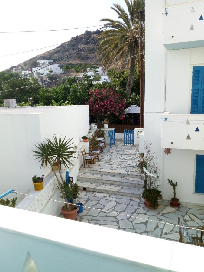 Agnes Rooms Kini Exterior foto