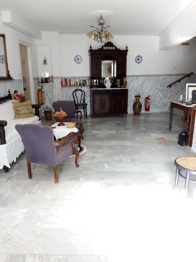 Agnes Rooms Kini Exterior foto