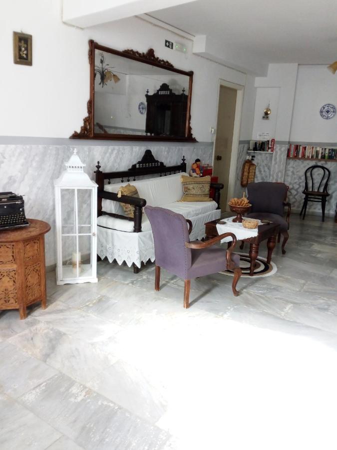 Agnes Rooms Kini Exterior foto